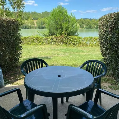 Charmant Studio Au Bord Du Lac Marciac Exterior photo